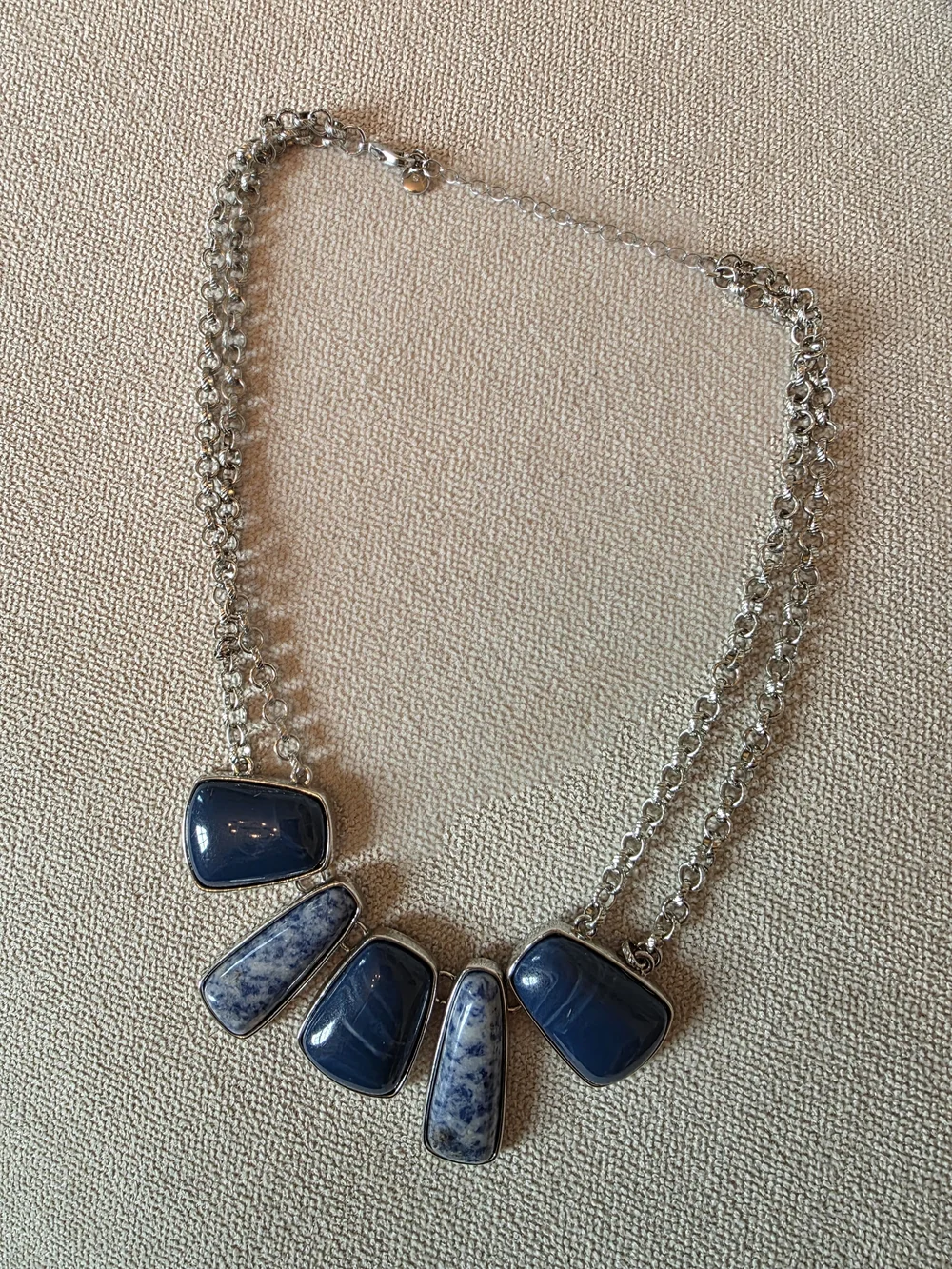 Vintage C 1946 Silver Tone Blue Stone Statement Necklace Chunky Bib Style - Picture 5 of 7